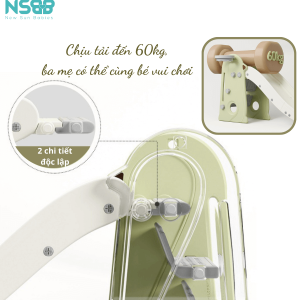 Bên cạnh việc chơi cầu trượt, bé yêu cũng sẽ được rèn luyện tinh thần thể dục thể thao ngay từ nhỏ với vòng bóng rổ và quả bóng rổ tặng kèm