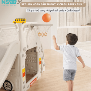 Bộ cầu trượt đi kèm với nhiều trò chơi thú vị khác như: bóng bổ, ném vòng, xích đu,...