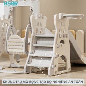 Xích đu có thêm thanh để chân ở dưới khu vực ngồi giúp bé không bị mỏi khi chơi