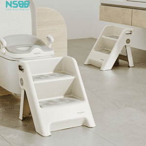 Thiết kế nút thắt hình tam giác với góc mở 45 độ khiến giá đỡ có tính ổn định và vững chắc, bảo vệ bé được an toàn