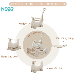 Bé cưỡi ngựa, vận động các cơ chân, tay và lưng, phát triển sức khỏe và kỹ năng cân bằng