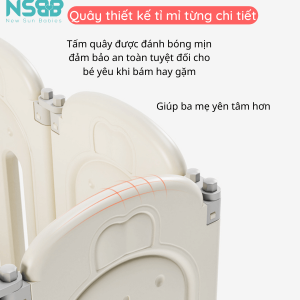 Tấm quây được đánh bóng mịn màng, đảm bảo an toàn tuyệt đối cho bé