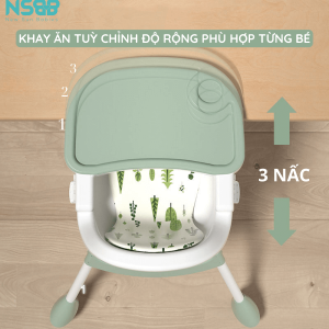 Mặt bàn có 2 khay nhựa PP an toàn: 1 khay ăn, 1 khay chơi