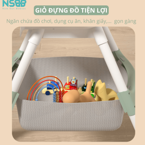 Khoang ngồi rộng rãi giúp các bé thoải mái vui chơi và ăn uống mà không cảm thấy khó chịu, chật chội