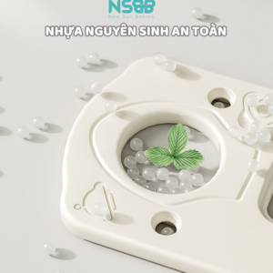 Kệ để đồ Pakey Moon House được làm từ nhựa PE, ABS cao cấp, có chứng nhận an toàn với sức khỏe của trẻ nhỏ