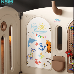 Tấm đồ chơi có bảng vẽ kèm bút cho bé thoả sức sáng tạo