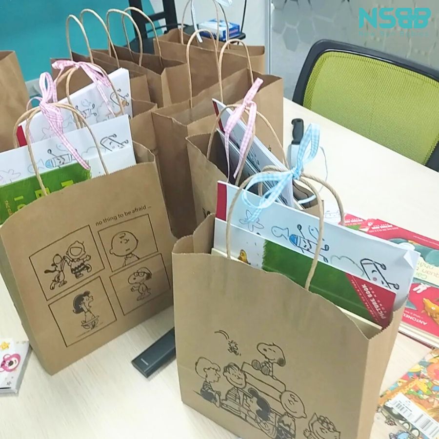 Những món quà nhỏ nhưng ý nghĩ lớn lao được NSBB tâm huyết chuẩn bị để gửi tặng các con