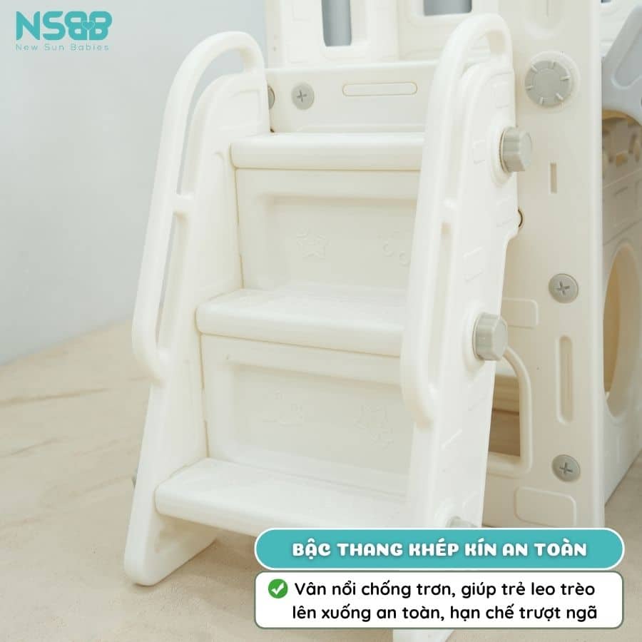 Cầu trượt Pakey lâu đài P-CS06