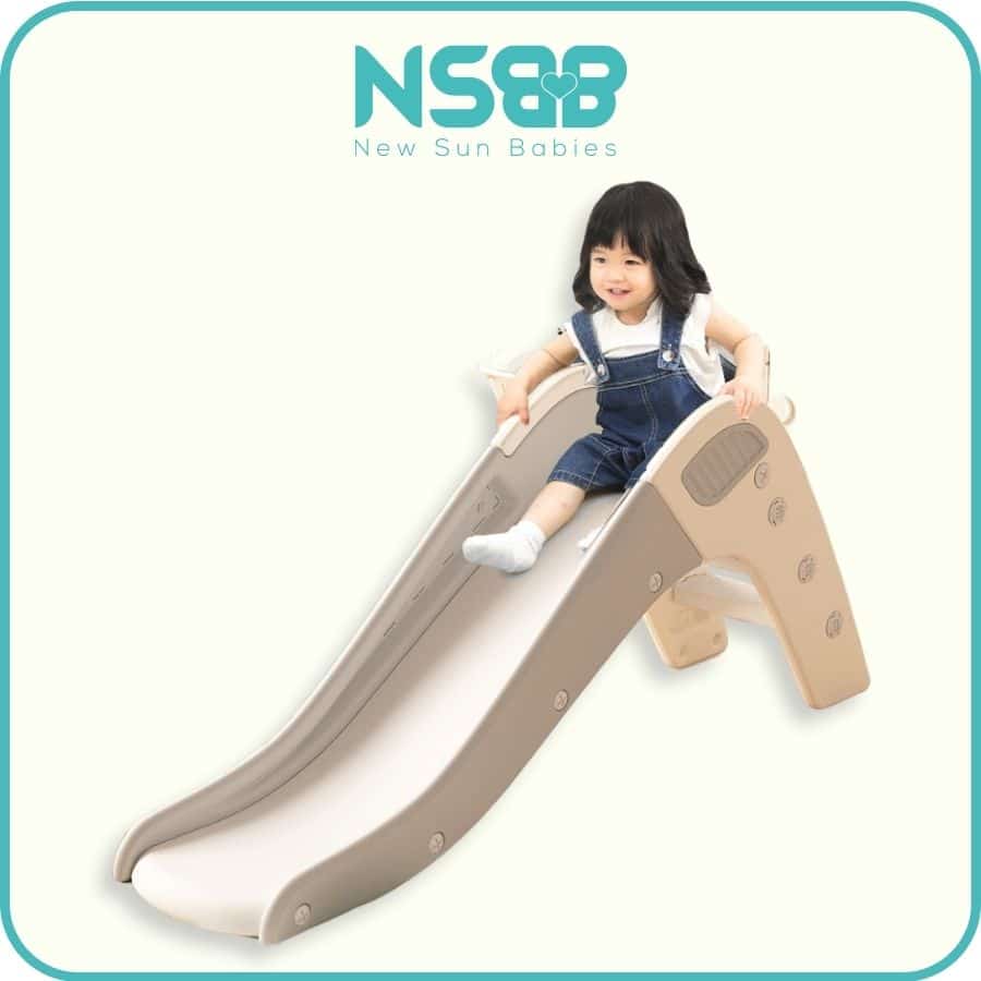 Cầu trượt Pakey Phi hành Gia