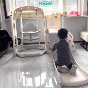 Cầu trượt xích đu lâu đài P-CS07