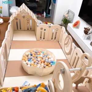 Quây cũi liên hoàn Pakey Moon House 8 tiện ích