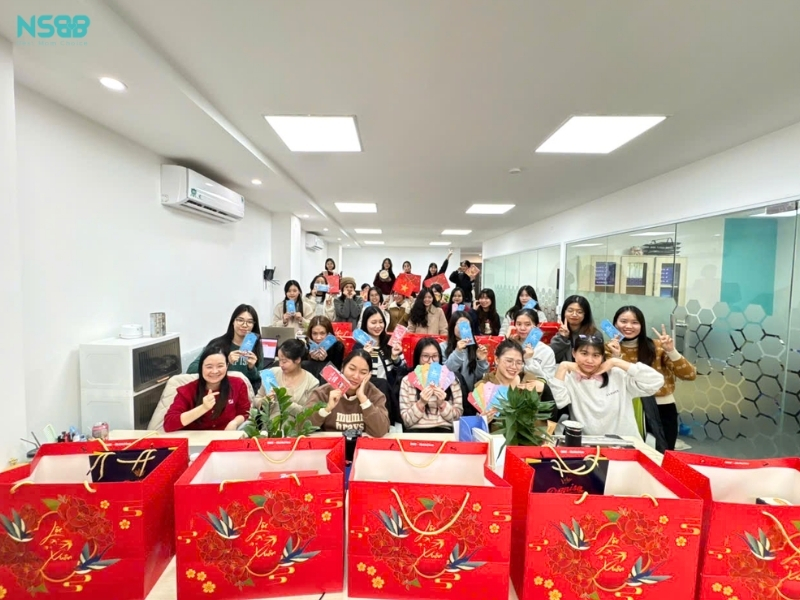 Gói trọn yêu thương - Gửi trao tri ân đến đại gia đình NSBB 